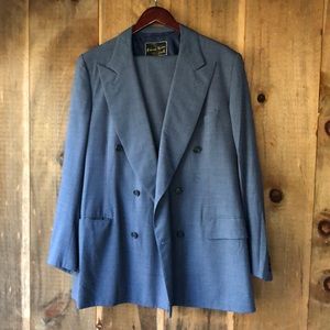 Men’s Vincent Nicholas suit and pants